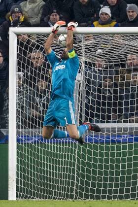 Gianluigi Buffon of Juventus during the Italian Uefa Champions League Round of 16 First leg match between Juventus 2-2 Tottenham Hotspur at Allianz Stadium on February 13, 2018 in Torino, Germany. Noxthirdxpartyxsales  (72086982)