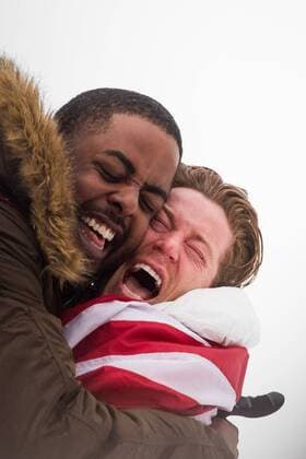 Themen der Woche - SPORT Olympia-Bilder des Tages - SPORT 180214 Shaun White of the United States celebrates with his friend Shaun Murdoch after winning the Men s Snowboard Halfpipe during day five of the 2018 Winter Olympics on February 14, 2018 in Pyeongchang. Photo: Jon Olav Nesvold BILDBYRN kod JE 160163 *** 180214 Shaun White of the United States celebrates with his friend Shaun Murdoch after winning the Men s Snowboard Halfpipe during day five of the 2018 Winter Olympics on February 14 2018 in Pyeongchang Photo Jon Olav Nesvold BILDBYR N code JE 160163  Copyright: JONxOLAVxNESVOLD BB180214JE011