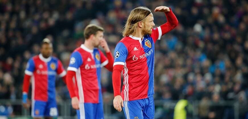 13.02.2018 St.Jakob Park Basel , SCHWEIZ , Saison 2017 2018 Herren Fussball UEFA Champions League 1 8 Final Hinspiel FC Basel - Manchester City FC Michael Lang (FC Basel)
