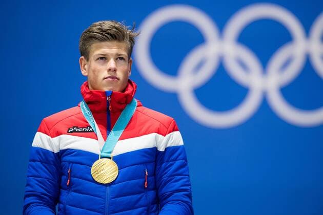 PyeongChang 2018 - Highlights der Olympischen Spiele 180214 Johannes Hosflot Klaebo of Norway, Gold, celebrates at the medal ceremony for the Men s Cross Country Sprint during day five of the 2018 Winter Olympics on February 14, 2018 in Pyeongchang. Photo: Carl Sandin BILDBYRAN kod CS 57999_292 Copyright: CARLxSANDIN BB180214CS090