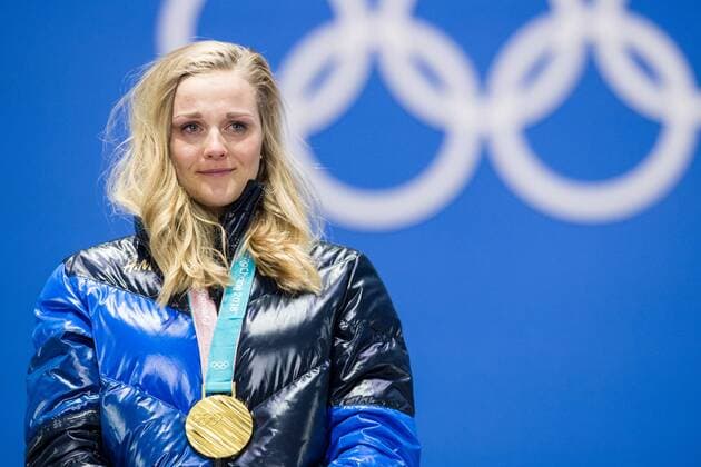 180214 Stina Nilsson of Sweden, Gold, celebrating at the medal ceremony for the Women s Cross Country Sprint during day five of the 2018 Winter Olympics on February 14, 2018 in Pyeongchang. Photo: Carl Sandin BILDBYRN kod CS 57999_292 Copyright: CARLxSANDIN BB180214CS114