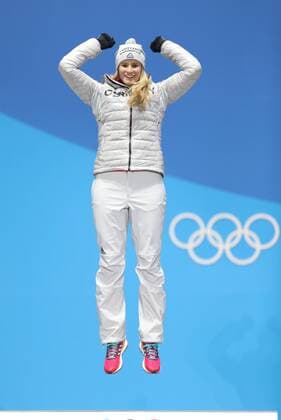 Olympia-Bilder des Tages - SPORT (180214) -- PYEONGCHANG, Feb. 14, 2018 -- Champion Natalie Geisenberger from Germany celebrates during medal ceremony of women s singles event of luge at 2018 PyeongChang Winter Olympic Games Olympische Spiele Olympia OS at the Medal Plaza in PyeongChang, South Korea, Feb. 14, 2018. ) (SP)OLY-SOUTH KOREA-PYEONGCHANG-LUGE-WOMEN S SINGLES-MEDAL CEREMONY WuxZhuang 