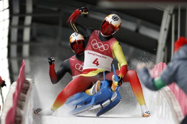 Themen der Woche - SPORT Olympia-Bilder des Tages - SPORT EGGERT Toni mit BENECKEN SaschaTeam GER Rodeln Doppelsitzer 3.Platz Olympic Wintergames 2018 Pyeongchang South Korea Olympische Winterspiele 2018 Pyeongchang 14.Februar 2018 *** EGGERT Toni with be teasing SaschaTeam GER Luge doubles 3 place Olympic Winter Games 2018 PyeongChang of South Korea at the Winter Olympics 2018 PyeongChang 14 February 2018 