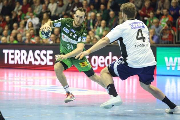14.02.2018, xcsx, Handball EHF-Pokal, SC Magdeburg - Bjerringbro-Silkeborg, emspor, v.l. Christian O Sullivan (SC Magdeburg), Klaus Lundsby Thomsen (Bjerringbro-Silkeborg) Magdeburg