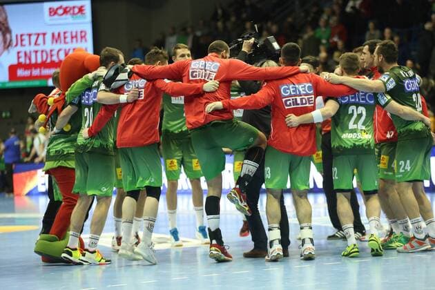 Bilder des Tages - Sport 14.02.2018, xcsx, Handball EHF-Pokal, SC Magdeburg - Bjerringbro-Silkeborg, emspor, v.l. Magdeburg jubelt nach Spielende Magdeburg