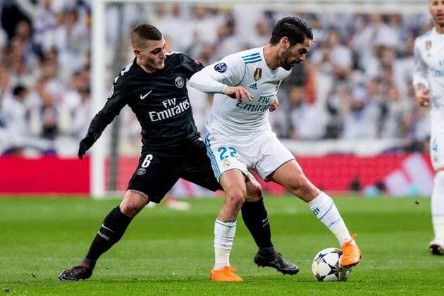Real Madrid s Isco Alarcon (R) vies for the ball with Paris Saint Germain s Marco Verrati during the UEFA Champions League round of 16 first leg match between Real Madrid and Paris Saint Germain at the Santiago Bernabeu stadium in Madrid, Spain, 14 February 2018. Real Madrid vs. Paris Saint Germain !ACHTUNG: NUR REDAKTIONELLE NUTZUNG!  Copyright: xRodrigoxJimenezx MAD0013 20180214-636542413295857100