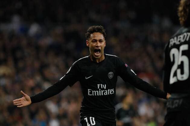 Madrid, Spain 14.02.2018, UEFA Champions League - 2017 18 Season, Achtelfinale, Real Madrid vs. Paris Saint-Germain, Tor zum 0:1, Torschuetze Adrien Rabiot (PSG) jubelt mit Neymar (PSG) ( DeFodi523