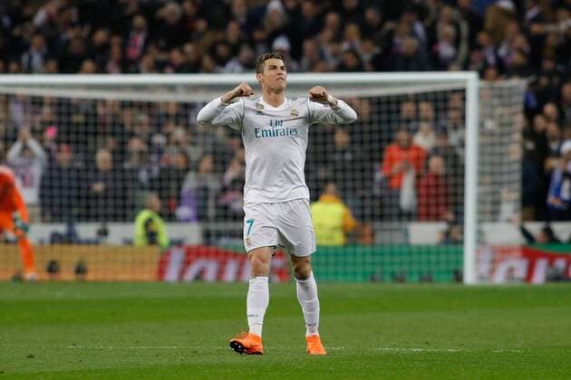Madrid, Spain 14.02.2018, UEFA Champions League - 2017 18 Season, Achtelfinale, Real Madrid vs. Paris Saint-Germain, Tor zum 1:1, Torschuetze Cristiano Ronaldo (Real Madrid) jubelt ( DeFodi523