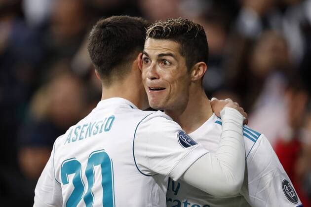 (L-R) Marco Asensio of Real Madrid, Cristiano Ronaldo of Real Madrid during the UEFA Champions League round of 16 match between Real Madrid and Paris Saint-Germain at the Santiago Bernabeu stadium on February 14, 2018 in Madrid, Spain UEFA Champions League 2017 2018 xVIxVIxImagesx xMauricexvanxSteenxIVx 10067876