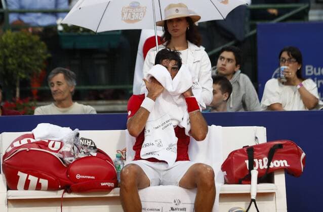 Brazilian Tomas Bellucci (C) during a break of his game against Argentinian Diego Schwartzman, as part of the Argentina Tennis Open s round of 16 in Buenos Aires, Argentina, 14 February 2018. Argentina Tennis Open !ACHTUNG: NUR REDAKTIONELLE NUTZUNG!  Copyright: xDavidxFernandezx ARG004 20180215-636542539734299676