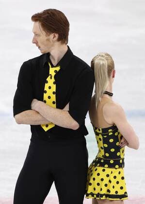 Themen der Woche - SPORT Olympia-Bilder des Tages - SPORT GANGNEUNG, SOUTH KOREA - FEBRUARY 15, 2018: Olympic athletes from Russia, Yevgenia Tarasova (R) and Vladimir Morozov perform their routine in the pair skating free skating event of the Figure skating Eiskunstlauf competition at Gangneung Ice Arena at the PyeongChang 2018 Winter Olympic Games Olympische Spiele Olympia OS Valery Sharifulin TASS  TS073E6B