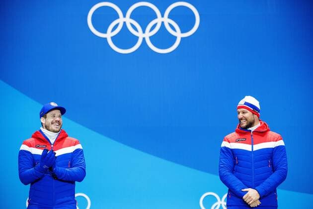 180215 Kjetil Jansrud of Norway (silver) and Aksel Lund Svindal of Norway (gold) celebrate at a Medal Ceremony for Alpine Skiing Downhill during day six of the 2018 Winter Olympics on February 15, 2018 in Pyeongchang. Photo: Joel Marklund BILDBYRAN kod JM 87625 Copyright: JOELxMARKLUND BB180215JM128