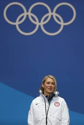 PyeongChang 2018, Ski Alpin, Riesenslalom der Damen, Siegerehrung OLYMPICS - 2018 Winter Olympics PYEONGCHANG,SOUTH KOREA,15.FEB.18 - OLYMPICS, ALPINE SKIING - Olympic Winter games Winterspiele Spiele Summer games PyeongChang 2018, medal plaza, slalom, ladies, award ceremony. Image shows Mikaela Shiffrin (USA). GEPAxpictures xAndreasxPranter