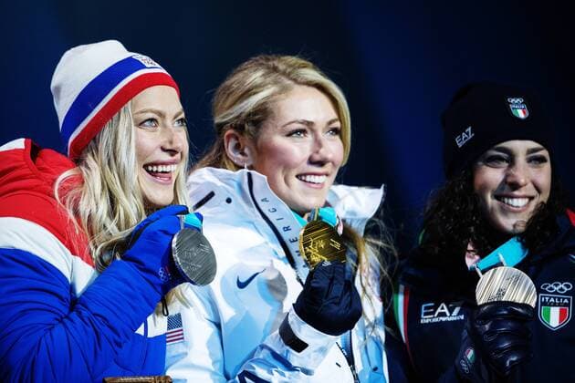 PyeongChang 2018, Ski Alpin, Riesenslalom der Damen, Siegerehrung 180215 Ragnhild Mowinckel of Norway (silver), Mikaela Shiffrin of USA (gold) and Federica Brignone of Italy (bronze) celebrate at a Medal Ceremony for Women s Giant Slalom during day six of the 2018 Winter Olympics on February 15, 2018 in Pyeongchang. Photo: Joel Marklund BILDBYRAN kod JM 87625 Copyright: JOELxMARKLUND BB180215JM161