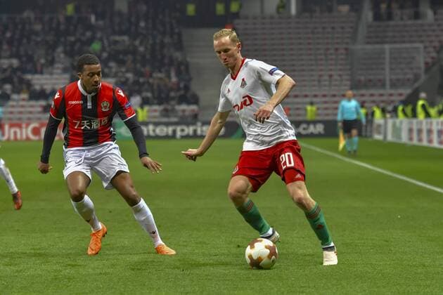Vladislav Ignatyev (Lokomotiv Moscou) - Alassane Plea (OGC Nice) FOOTBALL : OGC Nice vs Lokomotiv Moscou - Ligue Europa - 15 02 2018 NorbertScanella Panoramic 