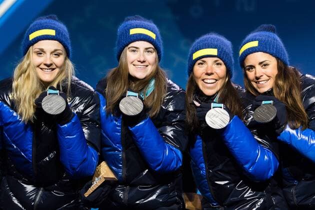 PyeongChang 2018 - Langlauf, 4x5km Staffel Damen Siegerehrung 180218Stina Nilsson, Ebba Andersson, Charlotte Kalla and Anna Haag of Sweden, Silver, celebrating at a Medal Ceremony for Ladies 4x5 5 km relay during day nine of the 2018 Winter Olympics on February 18, 2018 in Pyeongchang. Photo: Petter Arvidson BILDBYRN kod PA 91980 Copyright: PETTERxARVIDSON BB180218PA125