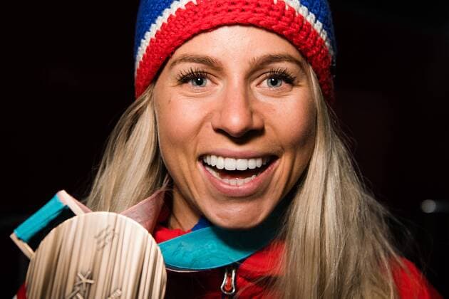 PyeongChang 2018 - Biathlon, 12,5km Massenstart Damen Siegerehrung 180218 Marte Olsbu of Norway , Bronze, celebrating with her Bronze medal at a Medal Ceremony for Women s 12.5km Mass Start during day nine of the 2018 Winter Olympics on February 18, 2018 in Pyeongchang. Photo: Petter Arvidson BILDBYRAN kod PA 91980 Copyright: PETTERxARVIDSON BB180218PA149