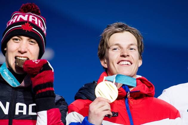 PyeongChang 2018 - Ski Freestyle, Slopestyle Herren Siegerehrung 180218 Nick Goeppere of USA, Silver, oystein Braten of Norway, Gold, Alex Beaulieu-Marchand of Canada, Bronze, celebrating with his gold medal at the Medal Ceremony for Men s Ski Slopestyle during day nine of the 2018 Winter Olympics on February 18, 2018 in Pyeongchang. Photo: Petter Arvidson BILDBYRAN kod PA 91980 Copyright: PETTERxARVIDSON BB180218PA158