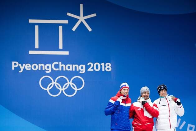 Olympia-Bilder des Tages - SPORT PyeongChang 2018 - Ski Alpin, Riesenslalom Herren Siegerehrung 180218 Henrik Kristoffersen of Norway, Silver, and Marcel Hirscher of Austria, Gold, and Alexis Pinturault of France at a Medal Ceremony for Men s Giant Slalom during day nine of the 2018 Winter Olympics on February 18, 2018 in Pyeongchang. Photo: Petter Arvidson BILDBYRAN kod PA 91980 Copyright: PETTERxARVIDSON BB180218PA166
