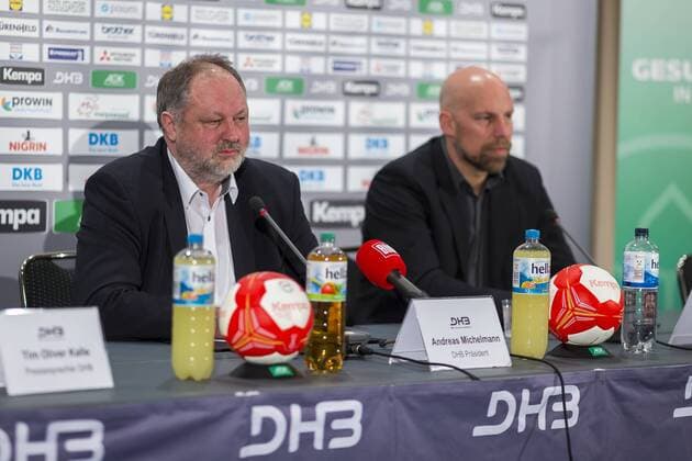 DHB-Praesident Andreas Michelmann und Vorstand Axel Kromer. Pressekonferenz des DHB zum Thema Ergebnis der Analyse der EHF EURO 2018, 19.02.18 Hannover Niedersachsen Germany Maritim Airport Hotel Copyright: xAgentur54Gradx xFelixxKoenigx