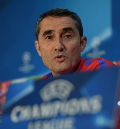 FC Barcelona Barca press conference PK Pressekonferenz Ernesto Valverde manager during the FC Barcelona Press Conference at Stamford Bridge, London, UK. Content Not Available For UK Newspapers Copyright: xSimonxDaelx FIL-11380-0012