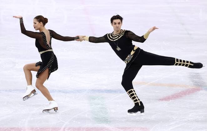 Olympia-Bilder des Tages - SPORT GANGNEUNG, SOUTH KOREA - FEBRUARY 20, 2018: Turkey s Alisa Agafonova and Alper Ucar perform their free dance during a Figure skating Eiskunstlauf event at the 2018 Winter Olympic Games Olympische Spiele Olympia OS at Gangneung Ice Arena. Valery Sharifulin TASS  TS074BE5