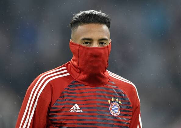 Vor Spielbeginn: Corentin Tolisso FC Bayern München eingepackt friert Champions League CL Achtelfinale Hinspiel FC Bayern München FCB vs Besiktas Istanbul 20.02.2018 FC Bayern München FCB vs Besiktas Istanbul