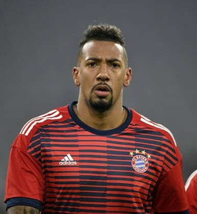 Vor Spielbeginn: Jerome Boateng FC Bayern München Champions League CL Achtelfinale Hinspiel FC Bayern München FCB vs Besiktas Istanbul 20.02.2018 FC Bayern München FCB vs Besiktas Istanbul