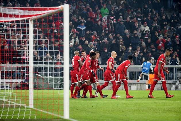 GER, UEFA CL, FC Bayern München (GER) vs Besiktas Istanbul (TR) 20.02.2018, Allianz Arena, München, GER, UEFA CL, FC Bayern München (GER) vs Besiktas Istanbul (TR) , im Bild Kingsley Coman (München) freut sich über sein Tor zum 2:0