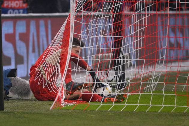 Munich, Germany 20.02.2018, UEFA Champions League - 2017 18 Season, round of last sixteen, Achtelfinale, FC Bayern Muenchen - Besiktas Istanbul, Robert Lewandowski (FCB) im Tor beim 5:0 ( DeFodi527