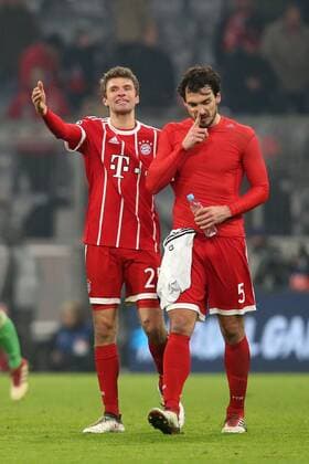 Thomas Mueller (FC Bayern Muenchen 25) Mats Hummels (FC Bayern Muenchen 5), FC Bayern Muenchen vs. Besiktas Istanbul, Champions League, Achtelfinale, Fussball, 20.02.2018, Muenchen Copyright: xLanger Eibner-Pressefotox EP_HLR