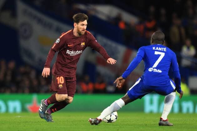 20th February 2018, Stamford Bridge, London, England; UEFA Champions League football, round of 16, 1st leg, Chelsea versus FC Barcelona Barca Lionel Messi of Barcelona runs at Ngolo Kante of Chelsea  ActionPlus11990710