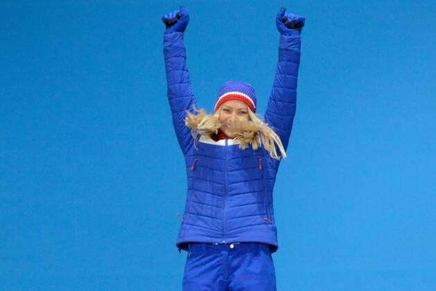 February 21, 2018 - Pyeongchang, South Korea - RAGNHILD MOWINCKEL of Norway celebrates getting the silver medal from the Ladies Downhill ski racing event in the PyeongChang Olympic Games Olympische Spiele Olympia OS Pyeongchang 18: Medal Winners - ZUMAl132 20180221_zap_l132_019 Copyright: xChristopherxLevyx