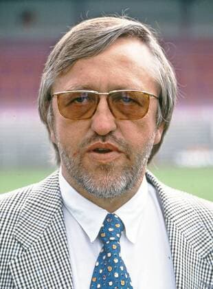 Hans-Dieter Schmidt Manager beim VfL Osnabrück - hier in der Saison 2. BL. 1992 1993 am 20.07.1992