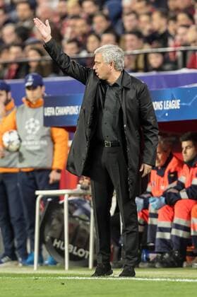Spain, Sevilla 21.02.2018, UEFA Champions League - 2017 18 Season, Round of 16, First leg, Sevilla FC - Manchester United ManU FC, Trainer Jose Mourinho (MAN) gestikuliert, gestik ( DeFodi507