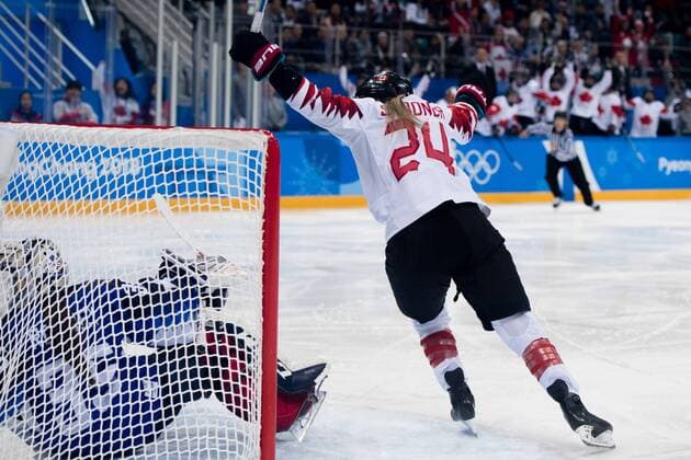 PyeongChang 2018, Eishockey, USA - Kanada, Finale Damen 180222 Natalie Spooner of Canada celebrating the 1-1 goal during the Women s Ice hockey Eishockey final between USA and Canada during day thirteen of the 2018 Winter Olympics on February 22, 2018 in Pyeongchang. Photo: Petter Arvidson BILDBYRN kod PA 91993 Copyright: PETTERxARVIDSON BB180222PA018