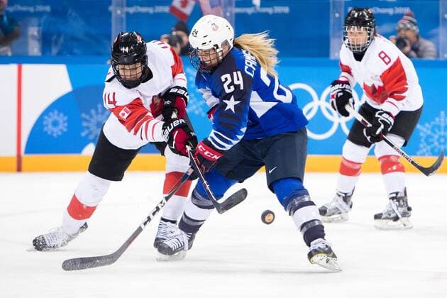 PyeongChang 2018, Eishockey, USA - Kanada, Finale Damen 180222 Renata Fast of Canada and Dani Camoranesi of USA during the Women s Ice hockey Eishockey final between USA and Canada during day thirteen of the 2018 Winter Olympics on February 22, 2018 in Pyeongchang. Photo: Petter Arvidson BILDBYRN kod PA 91993 Copyright: PETTERxARVIDSON BB180222PA033