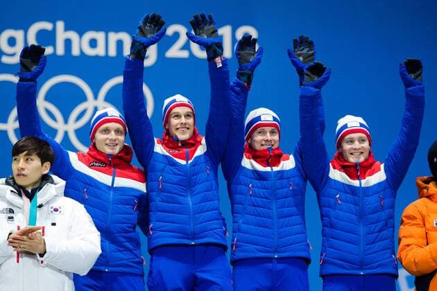 PyeongChang 2018 - Eisschnelllauf, Teamverfolgung Herren, Siegerehrung 180222 Havard Bokko, Sindre Hendriksen, Simen Spieler Nilsen and Sverre Lunde Pedersen of Norway celebrates with the medal after the Medal Ceremony during day thirteen of the 2018 Winter Olympics on February 22, 2018 in Pyeongchang. Photo: Carl Sandin BILDBYRAN kod CS 57999_316 Copyright: CARLxSANDIN BB180222CS041