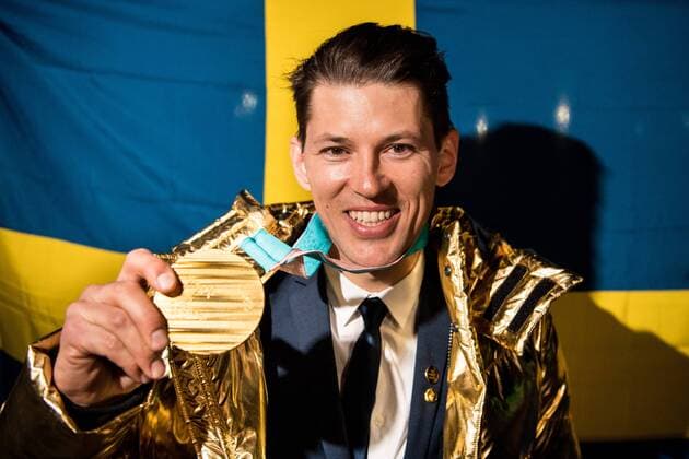 180222 Alpine skier Andre Myhrer of Sweden poses with his gold medal after his win in slalom during day thirteen of the 2018 Winter Olympics on February 22, 2018 in Pyeongchang. Photo: Petter Arvidson BILDBYRAN kod PA 91994 Copyright: PETTERxARVIDSON BB180222PA108