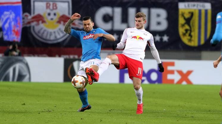 RB Leipzig - SSC Neapel Fussball Euro League Leipzig, 22.02.2018, Red Bull Arena, Fussball, UEFA EURO EM Europameisterschaft Fussball League, 16el Finale, Rückspiel , SSC Neapel vs. RB Leipzig. , Im Bild von links; Christian Maggio (11, Neapel) und Timo Werner (11, RB Leipzig). ,