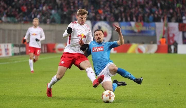 Bilder des Tages SPORT RB Leipzig - SSC Neapel Fussball Euro League Leipzig, 22.02.2018, Red Bull Arena, Fussball, UEFA EURO EM Europameisterschaft Fussball League, 16el Finale, Rückspiel , SSC Neapel vs. RB Leipzig. , Im Bild von links; Timo Werner (11, RB Leipzig) und M‡rio Rui (6, Neapel). ,
