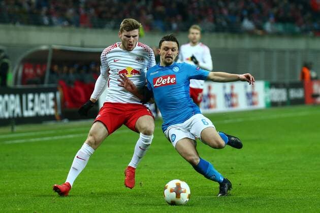 22.02.2018, xkvx, Fussball Europa League, RB Leipzig - SSC Neapel, emspor, v.l. Emil Forsberg (RBL - RB Leipzig), Mario Rui (SSC Neapel) Leipzig