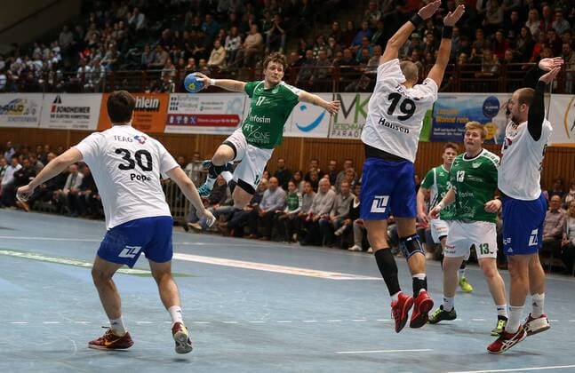 v.li.: Marcel Popa (ThSV Eisenach), Patrick Schmidt (DJK Rimpar Wölfe), Nicolai Hansen (ThSV Eisenach), Patrick Schmidt (DJK Rimpar Wölfe), Marcel Niemeyer (ThSV Eisenach), DKB 2. Handball-Bundesliga, DJK Rimpar Wölfe - ThSV Eisenach,