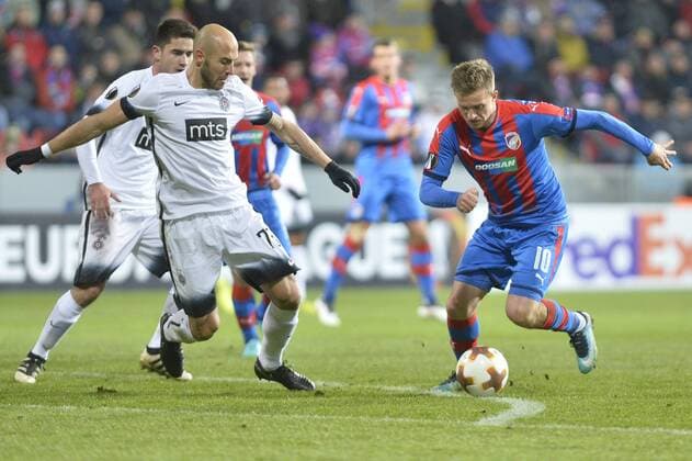 From left NEMANJA MILETIC of Partizan and JAN KOPIC of Viktoria in action during the Europa Football League 2nd round return match Viktoria Plzen vs Partizan Belgrade in Doosan Arena, Plzen (Pilsen), Czech Republic, February 22, 2018. (CTKxPhoto MiroslavxChaloupka) CTKPhotoP201802221195101  _CHA6871