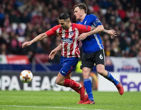 Vitolo of Atletico Madrid and William Kvist of Copenhagen during UEFA Europa League match between Atletico Madrid and FC Copenhagen played at the Wanda Metropolitano Stadium in Madrid, on February 22th 2018.  xRudy AFP7x xAtleticoxMadridxvxFCxCopenhagen,xUEFAxEuropaxLeague,xRoundxofx32x