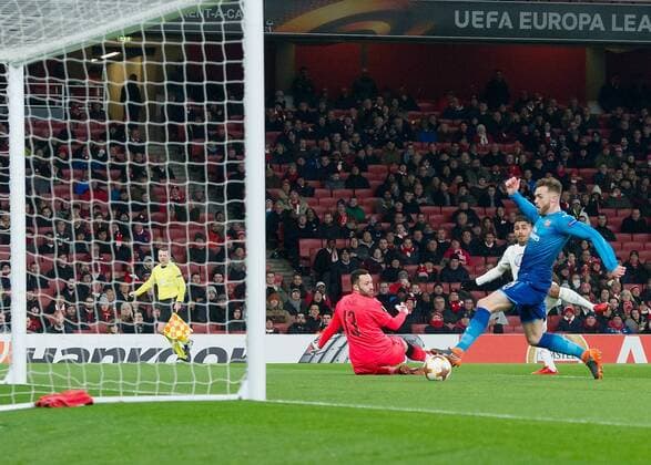 Hosam Aiesh of Östersunds FK scores the opening goal during the UEFA Europa League Round of 16 Second Leg match between Arsenal and Östersunds FK at the Emirates Stadium, London, England on 22 February 2018. Copyright: xVincexMignottx 19020003