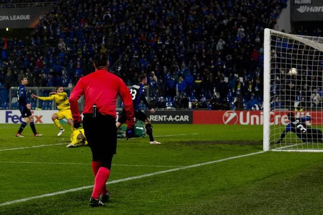 Reggio Emilia, Italy 22.02.2018, UEFA Europa League - 2017 18 Season, Sechzehntelfinale, Atalanta Bergamo - Borussia Dortmund, Tor zum 1:1 durch Torschuetze Marcel Schmelzer (BVB) ( DeFodi053