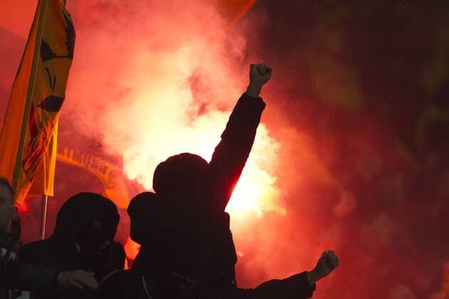 Reggio Emilia, Italy 22.02.2018, UEFA Europa League - 2017 18 Season, Sechzehntelfinale, Atalanta Bergamo - Borussia Dortmund, Dortmunder Fans mit Pyro Bengarlo ( DeFodi053
