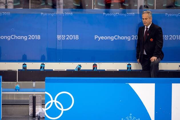 180223 Willie Desjardins, Head Coach of Canada looks dejected after the Men s Ice hockey Eishockey semifinal between Canada and Germany during day fourteen of the 2018 Winter Olympics on February 23, 2018 in Pyeongchang. Photo: Petter Arvidson BILDBYRAN kod PA 91999 Copyright: PETTERxARVIDSON BB180223PA132
