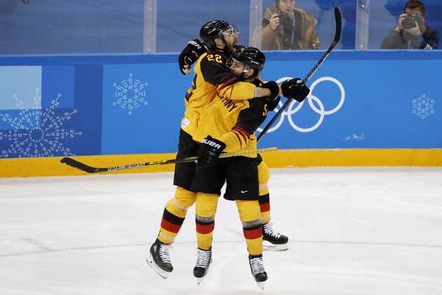 PLACHTA Matthias Team GER jubelt nach seinem Tor Eishockey Halbfinale Canada-Deutschland 3 : 4 Olympic Wintergames 2018 Pyeongchang South Korea Olympische Winterspiele 2018 Pyeongchang 23.Februar 2018